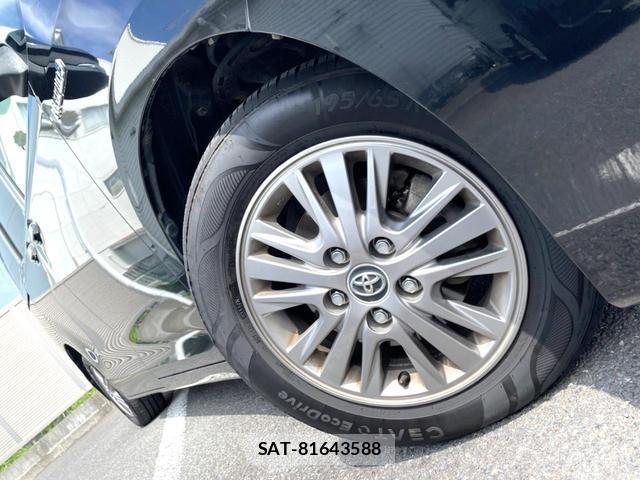 Toyota ESQUIRE 2017-11 8815002-13