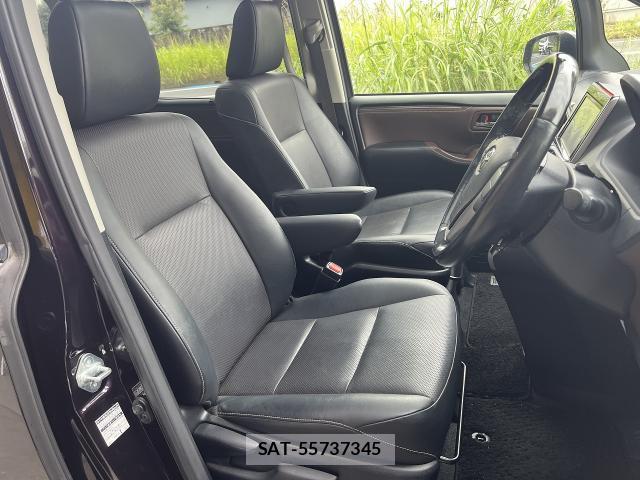 Toyota ESQUIRE 2016-01 8815898-17