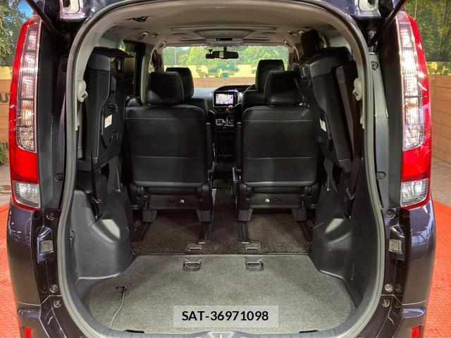 Toyota ESQUIRE 2014-11 8815906-10