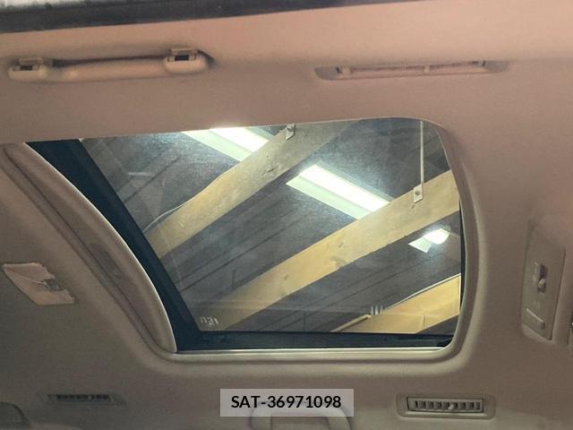 Toyota ESQUIRE 2014-11 8815906-2