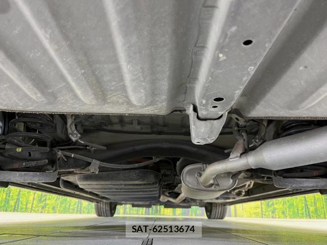 Toyota ESQUIRE 2015-04 8815925-18