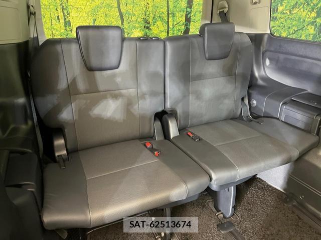Toyota ESQUIRE 2015-04 8815925-9