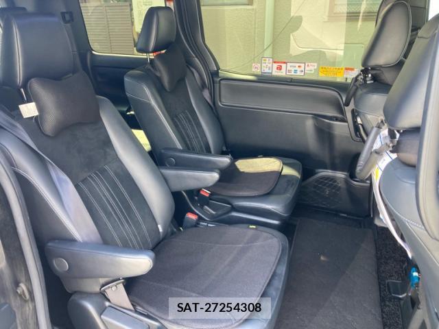 Toyota ESQUIRE 2020-03 8816394-7
