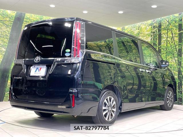 Toyota ESQUIRE 2017-10 8817264-17