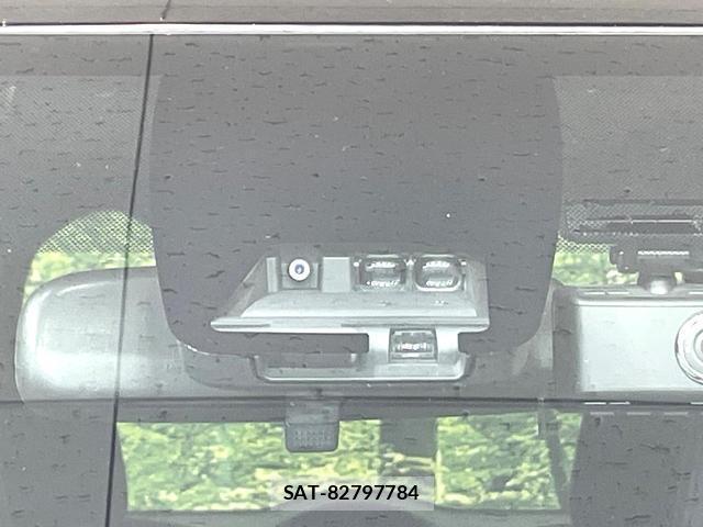 Toyota ESQUIRE 2017-10 8817264-6