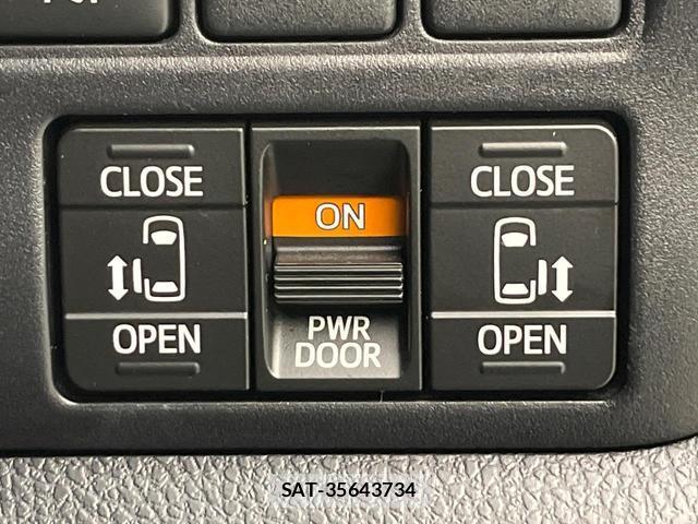 Toyota ESQUIRE 2021-06 8817527-4