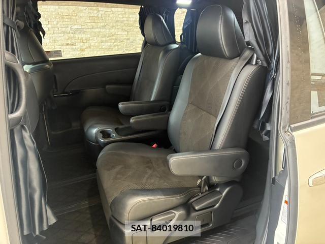Toyota ESTIMA HYBRID 2016-11 8817027-12