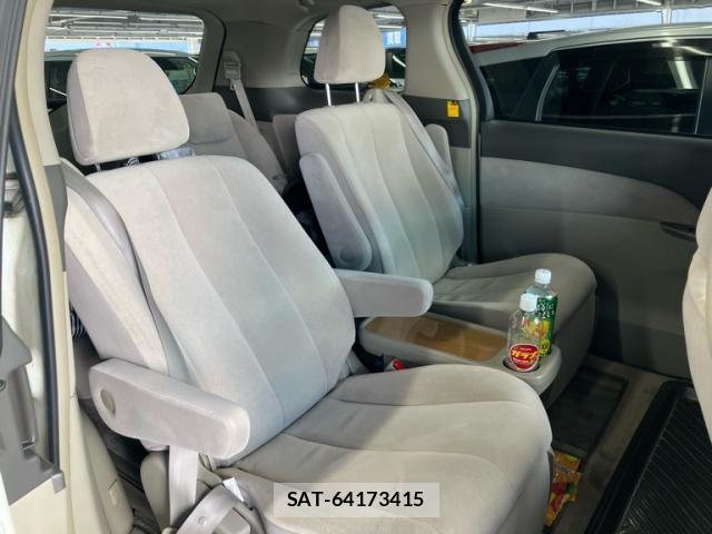 Toyota ESTIMA 2008-09 8812060-16