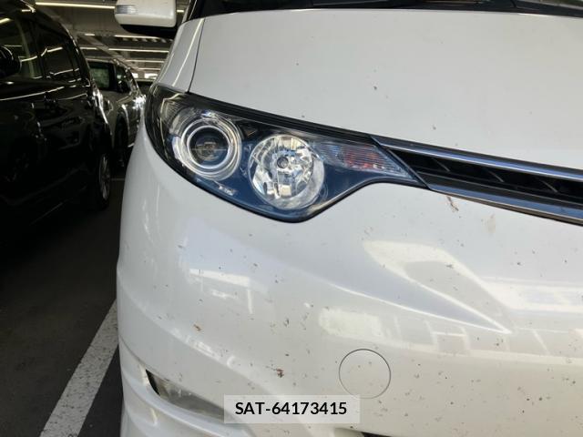 Toyota ESTIMA 2008-09 8812060-2