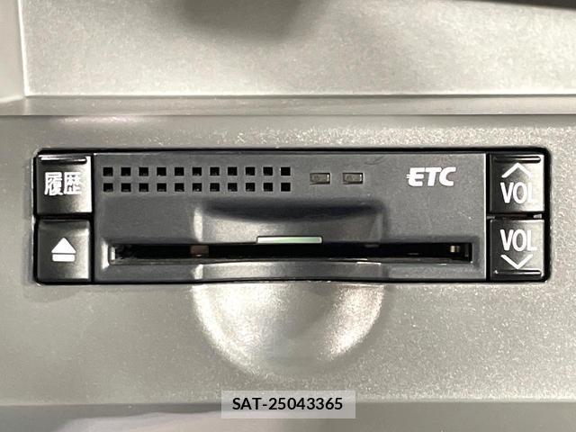 Toyota ESTIMA 2010-08 8813177-6