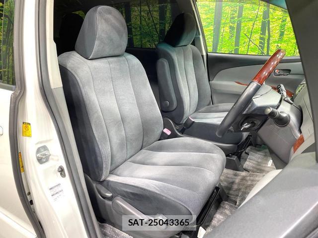 Toyota ESTIMA 2010-08 8813177-8