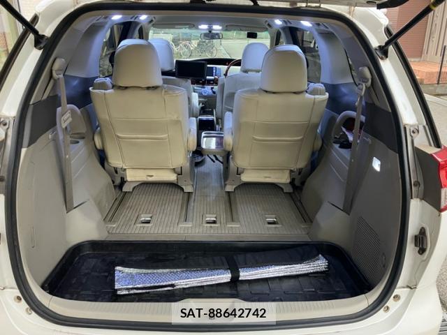 Toyota ESTIMA 2011-10 8813622-7