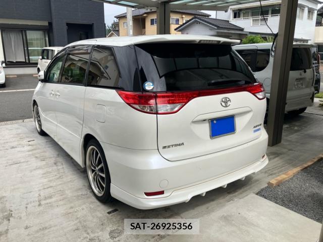 Toyota ESTIMA 2010-02 8813644-1