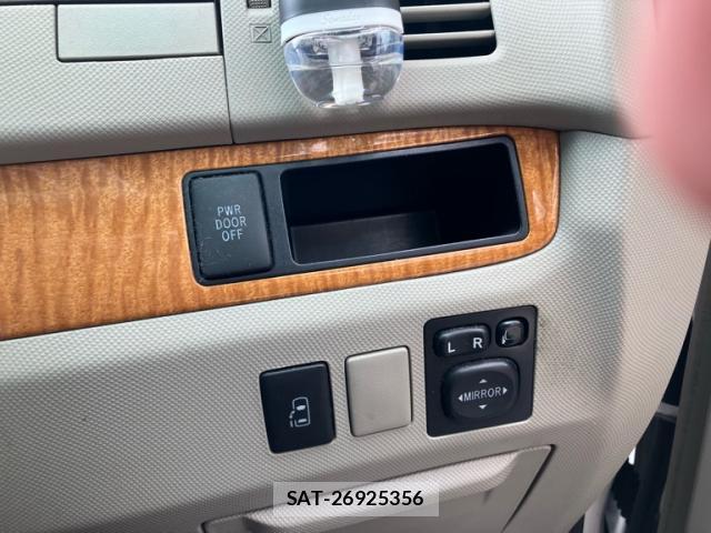 Toyota ESTIMA 2010-02 8813644-8