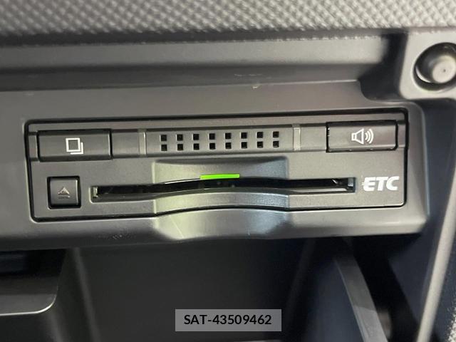 Toyota ESTIMA 2016-08 8814010-6