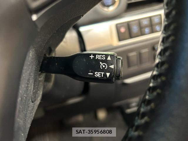 Toyota ESTIMA 2016-10 8816325-13