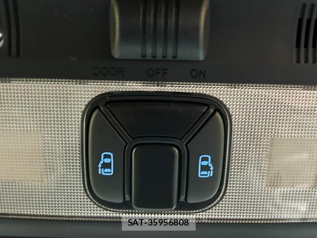Toyota ESTIMA 2016-10 8816325-14
