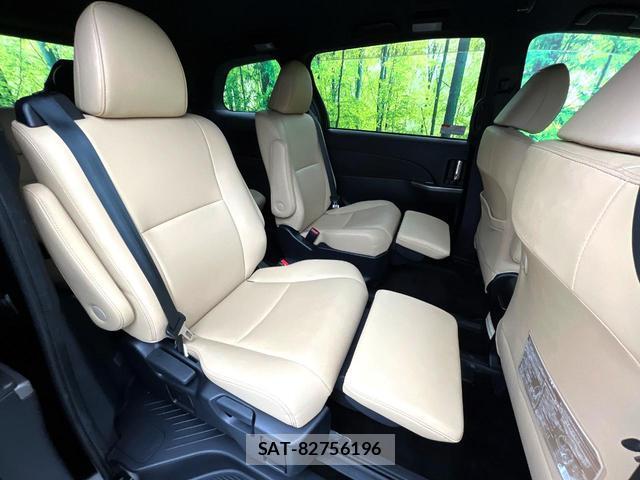 Toyota ESTIMA 2014-11 8816977-7
