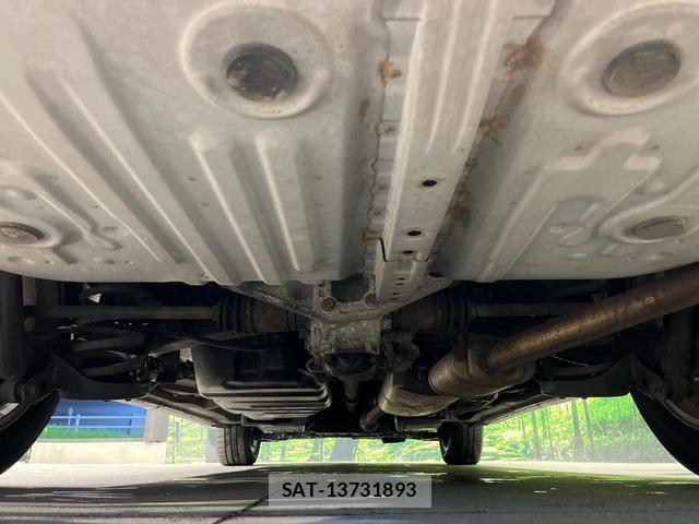 Toyota ESTIMA 2010-12 8817035-19