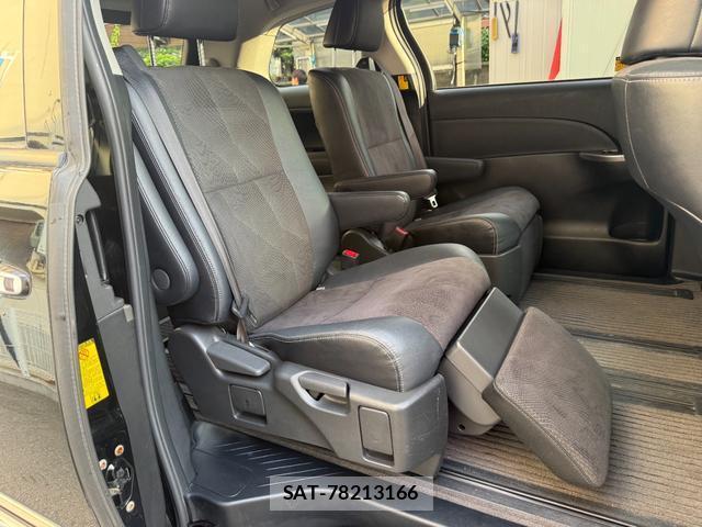Toyota ESTIMA 2013-08 8817902-14