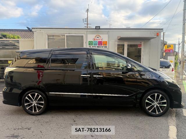 Toyota ESTIMA 2013-08 8817902-5