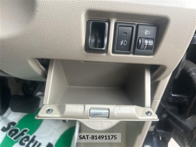Suzuki EVERY WAGON 2013-12 8812835-15