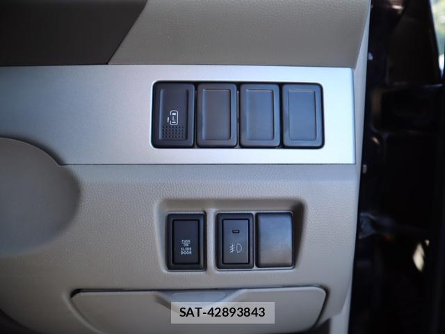 Suzuki EVERY WAGON 2012-08 8812975-10