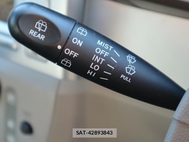 Suzuki EVERY WAGON 2012-08 8812975-14