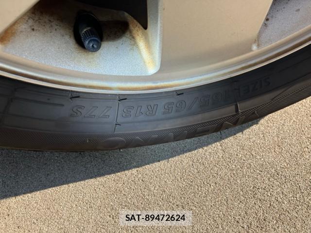 Suzuki EVERY WAGON 2013-01 8814349-3