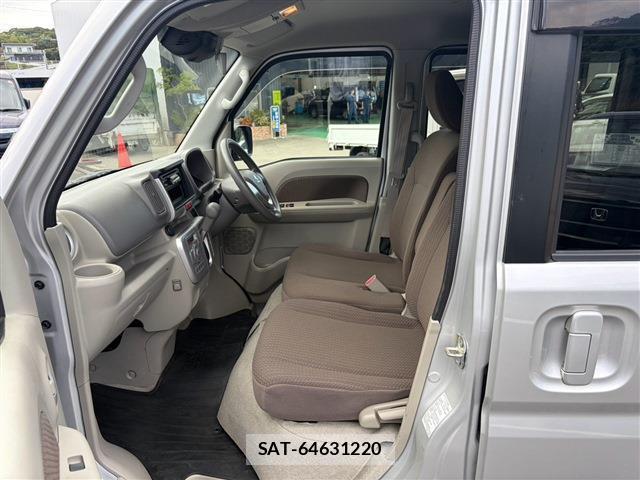 Suzuki EVERY WAGON 2021-08 8817204-11