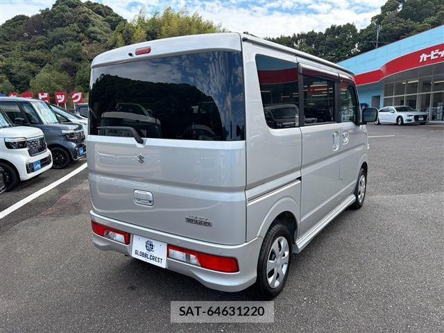 Suzuki EVERY WAGON 2021-08 8817204-5