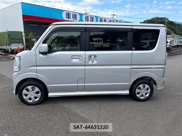 Suzuki EVERY WAGON 2021-08 8817204-8