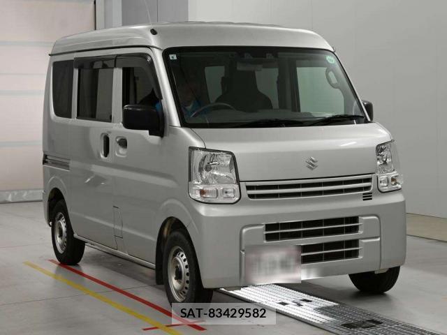 Suzuki EVERY 2022-08 8813039-9