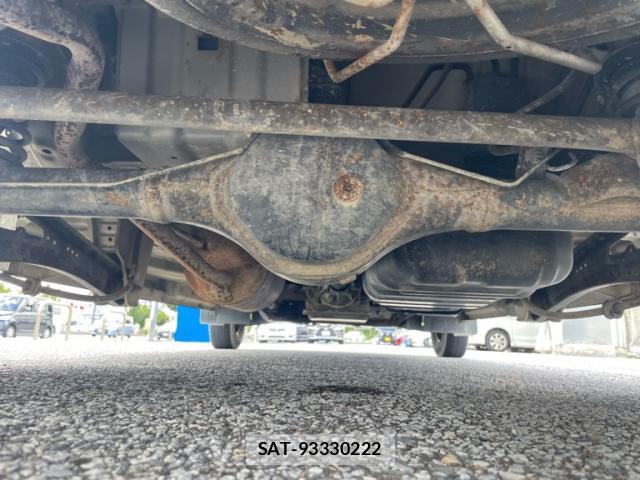 Suzuki EVERY 2010-06 8813356-3