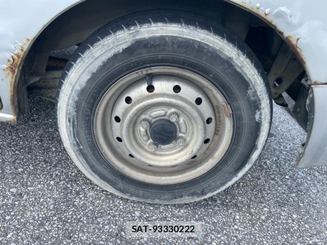 Suzuki EVERY 2010-06 8813356-7