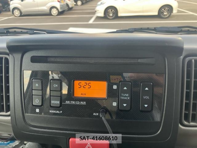 Suzuki EVERY 2017-01 8813508-17