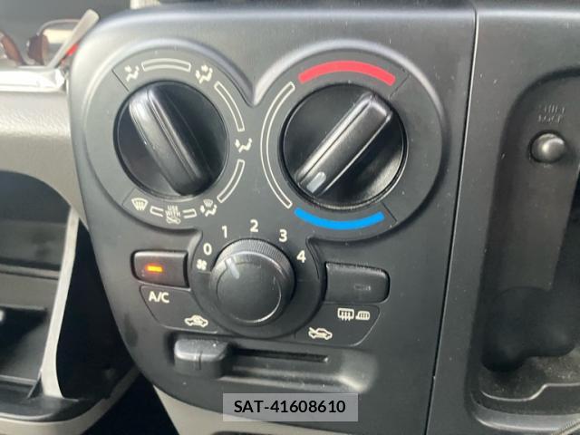 Suzuki EVERY 2017-01 8813508-18