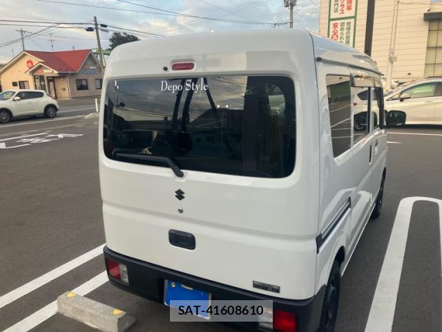 Suzuki EVERY 2017-01 8813508-3