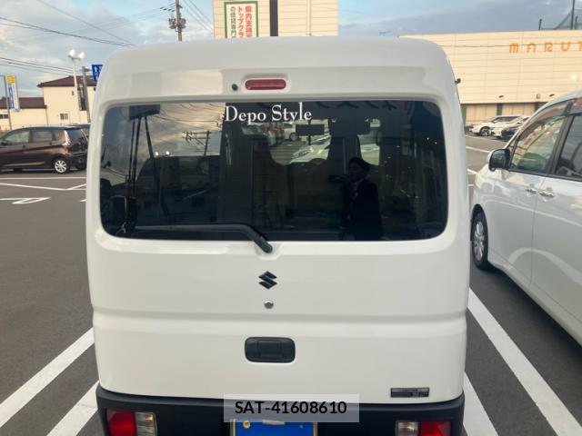 Suzuki EVERY 2017-01 8813508-4