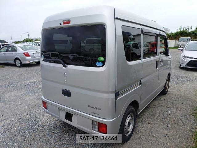 Suzuki EVERY 2020-09 8813816-2