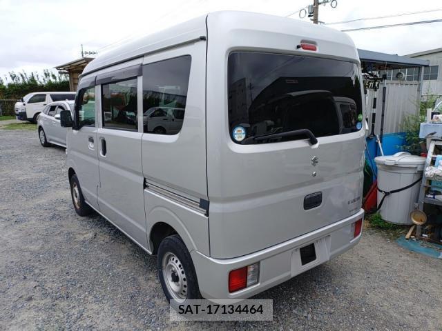 Suzuki EVERY 2020-09 8813816-4