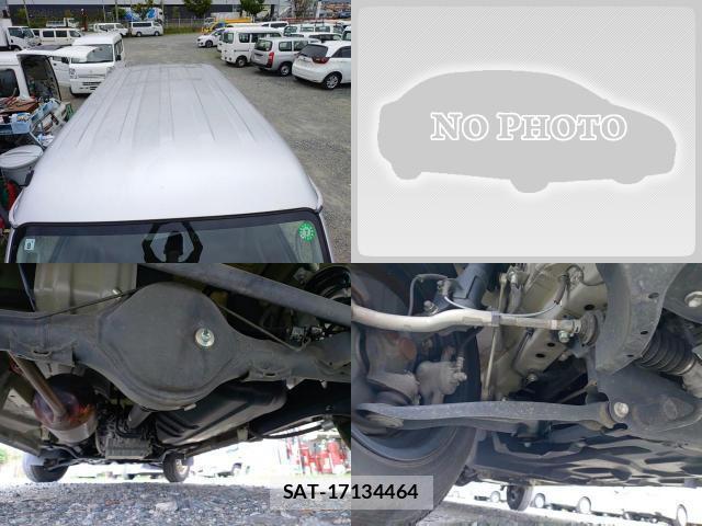 Suzuki EVERY 2020-09 8813816-6