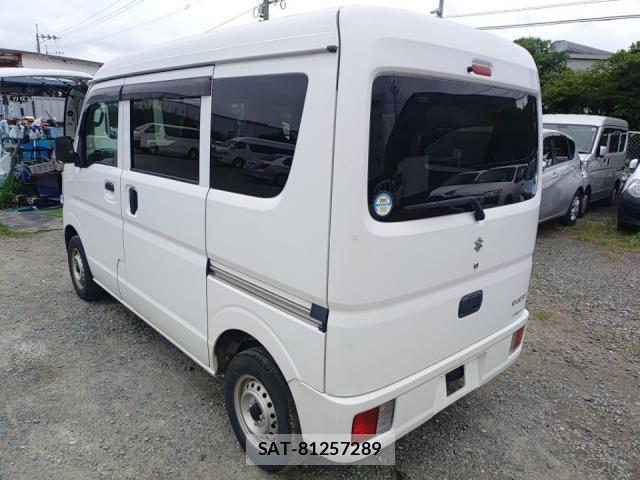 Suzuki EVERY 2020-09 8813817-4