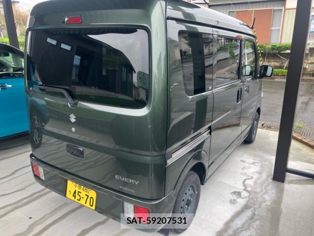 Suzuki EVERY 2022-04 8814437-13
