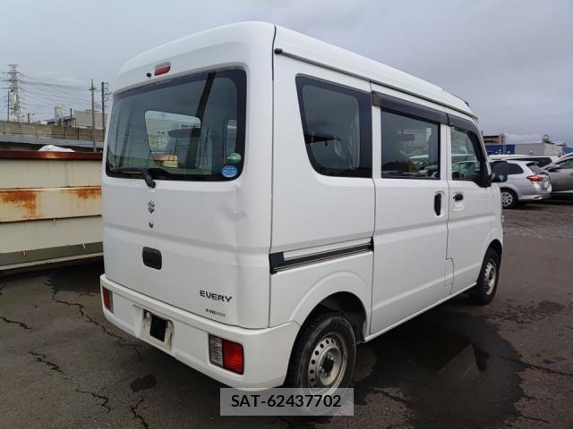 Suzuki EVERY 2016-09 8815363-2