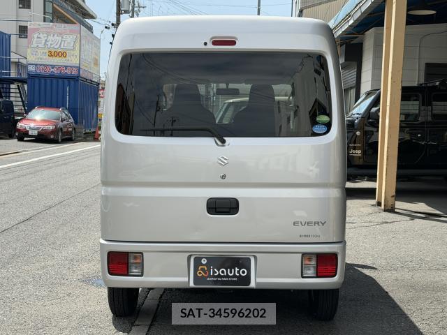 Suzuki EVERY 2018-06 8815845-12