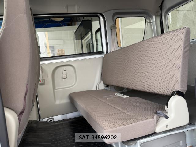 Suzuki EVERY 2018-06 8815845-3