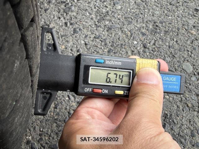 Suzuki EVERY 2018-06 8815845-4