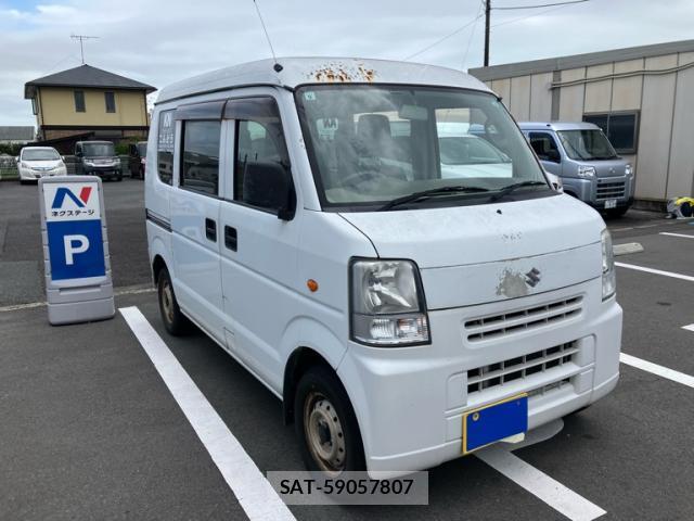 Suzuki EVERY 2014-09 8815866-1