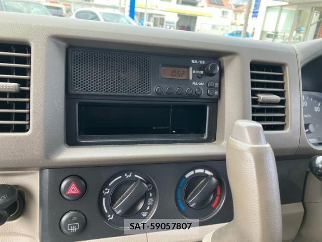 Suzuki EVERY 2014-09 8815866-14